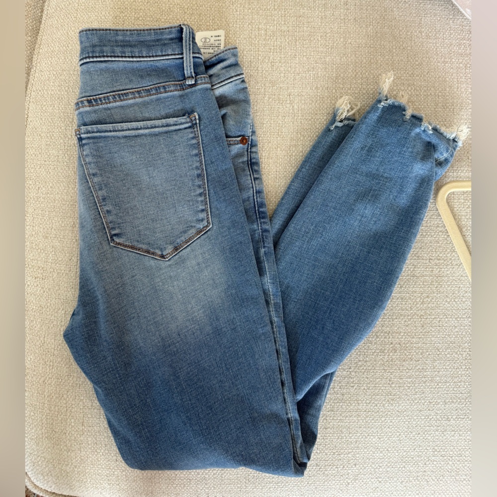 Abercrombie & Fitch Blue Ankle Cropped Jeans